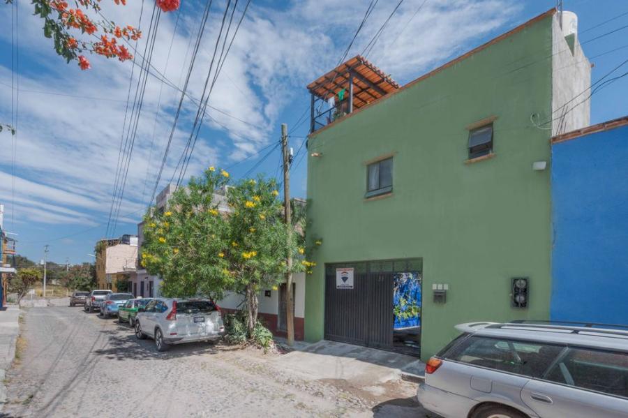 Un Oasis en el Barrio Más Vibrante de San Miguel