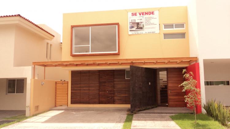 Foto Casa en Venta en Solares, Zapopan, Jalisco - $ 2.700.000 - CAV42662 - BienesOnLine