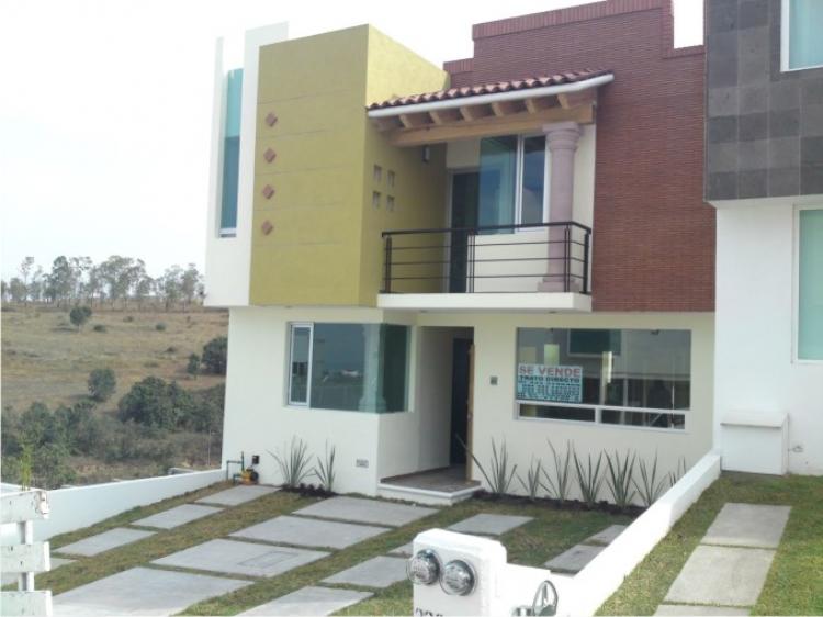 Foto Casa en Venta en ALTOZANO, Morelia, Michoacan de Ocampo - $ 2.100.000 - CAV18517 - BienesOnLine