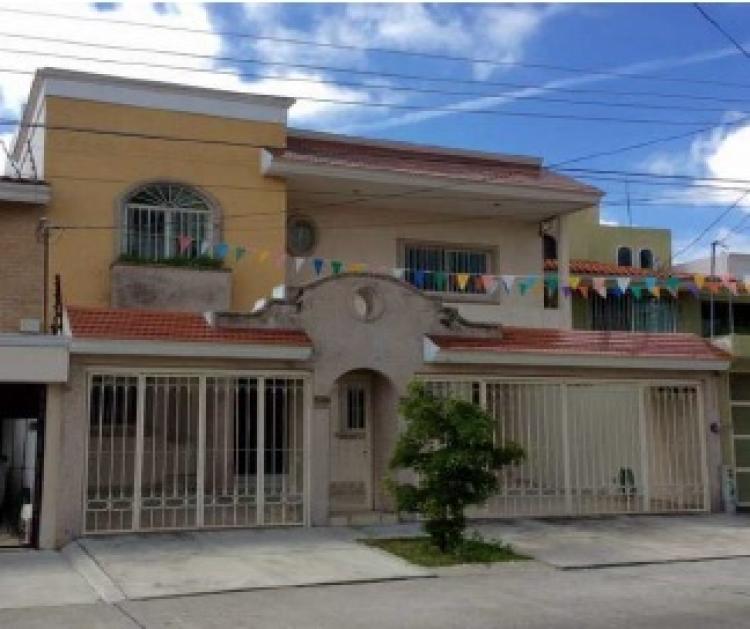 Casa en Venta en Rinconada Santa Rita, Zapopan, Jalisco - $  -  CAV137936 - BienesOnLine