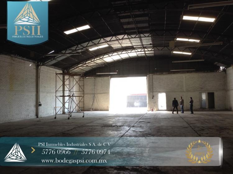 BODEGA EN CONDOMINIO EN RENTA 700M2 XALOSTOC