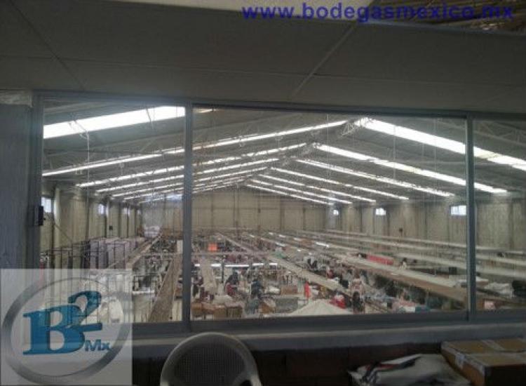 Bodega en renta 1000 m2, San Pablo Autopan