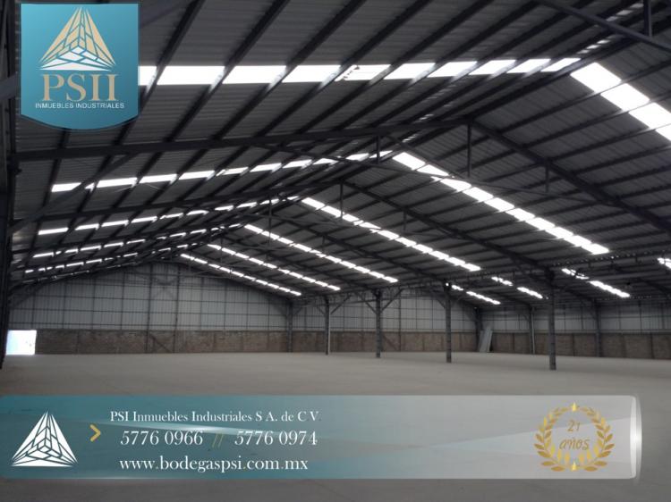 BODEGA EN RENTA ECATEPEC 3,422M2	