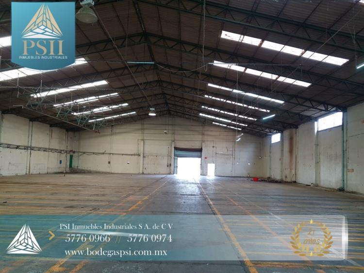 BODEGA EN RENTA TECAMAC 3450 m2