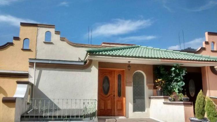 Foto Casa en Venta en FRACC. OCOLUSEN, Morelia, Michoacan de Ocampo - $ 1.490.000 - CAV142378 - BienesOnLine
