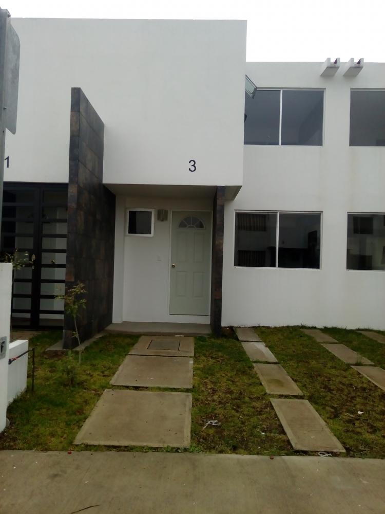 bonita casa en venta en fraccionamiento privado 