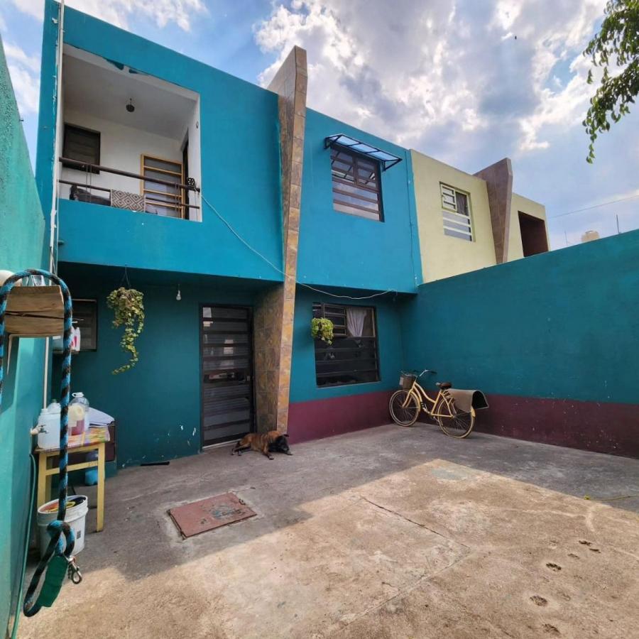 Foto Casa en Venta en FRACCIONAMIENTO EL TREBOL, Morelia, Michoacan de Ocampo - $ 1.500.000 - CAV357408 - BienesOnLine