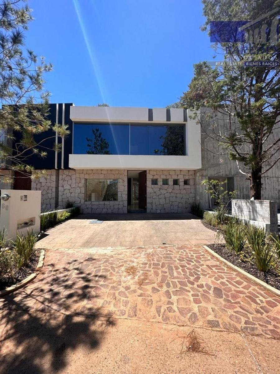 Foto Casa en Venta en Retorno de las Alondras Altozano, Morelia, Michoacan de Ocampo - $ 4.600.000 - CAV353942 - BienesOnLine