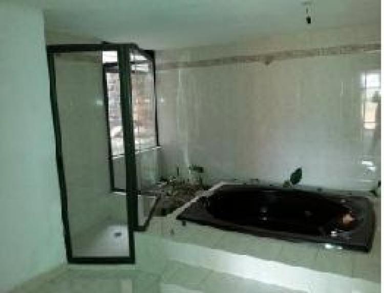 Foto Casa en Venta en Bosque de las Lomas, Cuajimalpa de Morelos, Distrito Federal - $ 9.755.000 - CAV95616 - BienesOnLine