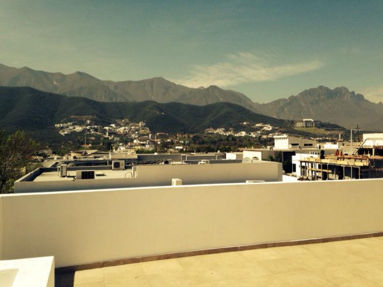 Foto Casa en Venta en Bosques del Vergel, Monterrey, Nuevo Leon - $ 4.200.000 - CAV121493 - BienesOnLine