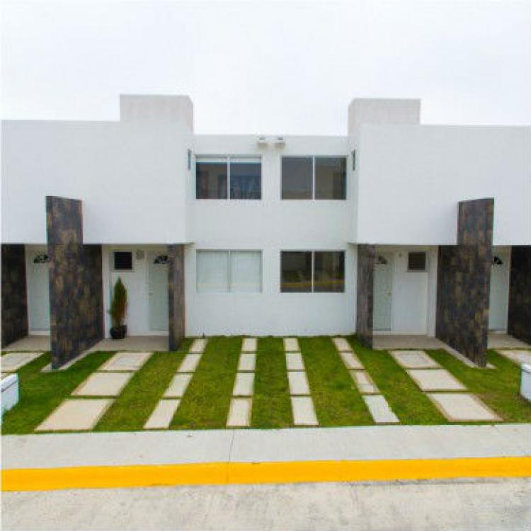 Foto Casa en Venta en LOMAS DEL LAGO, Atizapan de Zaragoza, Mexico - $ 1.050.000 - CAV200091 - BienesOnLine