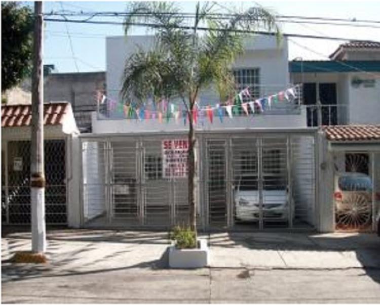 Foto Casa en Venta en Lomas de Zapopan, Zapopan, Jalisco - $ 1.490.000 - CAV83279 - BienesOnLine