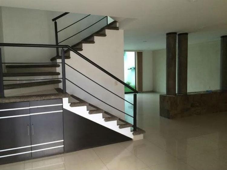 Foto Casa en Renta en ALTOZANO, Morelia, Michoacan de Ocampo - $ 10.000 - CAR135245 - BienesOnLine