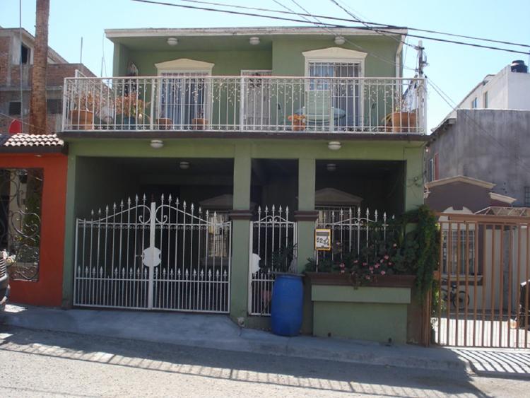 Casa en Venta en Villa del Real 1ra. Secc., Tijuana, Baja California - $   - CAV107429 - BienesOnLine