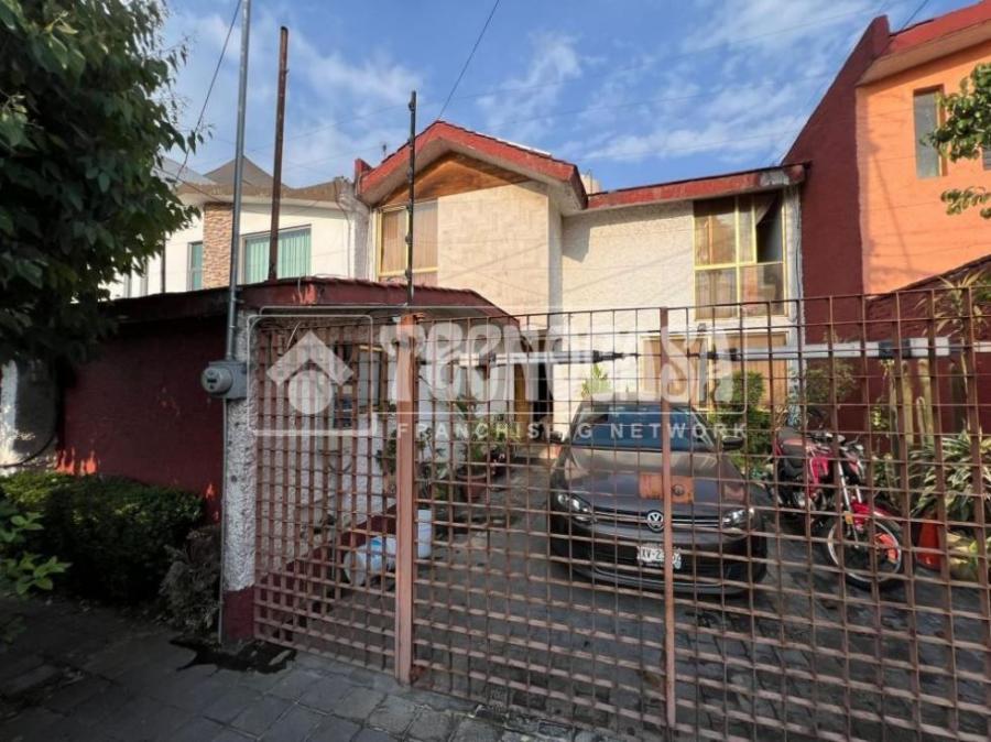 Foto Casa en Venta en Santa Cruz del Monte, Naucalpan de Juárez, Mexico - $ 4.200.000 - CAV355352 - BienesOnLine