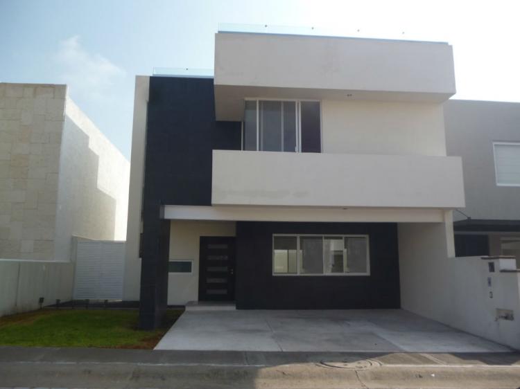 Casa en Venta en CUMBRES DEL LAGO JURIQUILLA, Juriquilla, Queretaro Arteaga  - $  - CAV135384 - BienesOnLine