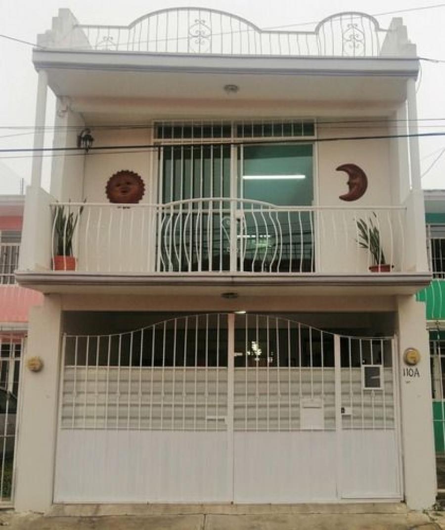 CASA EN VENTA EN EL CENTRO DE IGUALA.