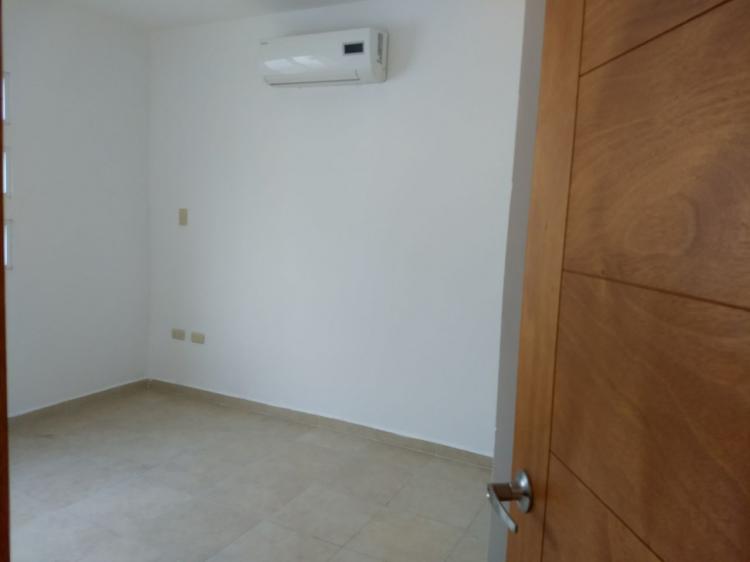 Foto Casa en Venta en RESIDENCIAL DEL VALLE, RESIDENCIAL DEL VALLE, Tabasco - $ 1.950.000 - CAV220452 - BienesOnLine