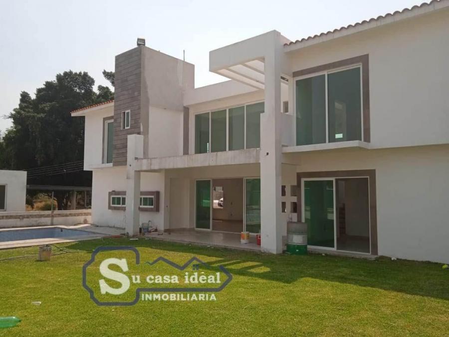 Foto Casa en Venta en FRACCIONAMIENTO LOMAS DE COCOYOC, Atlatlahucan, Morelos - $ 10.200.000 - CAV357881 - BienesOnLine