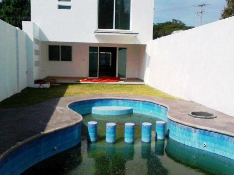 Foto Casa en Venta en COL. EMILIANO ZAPATA,, Cuautla, Morelos - $ 2.500.000 - CAV96332 - BienesOnLine