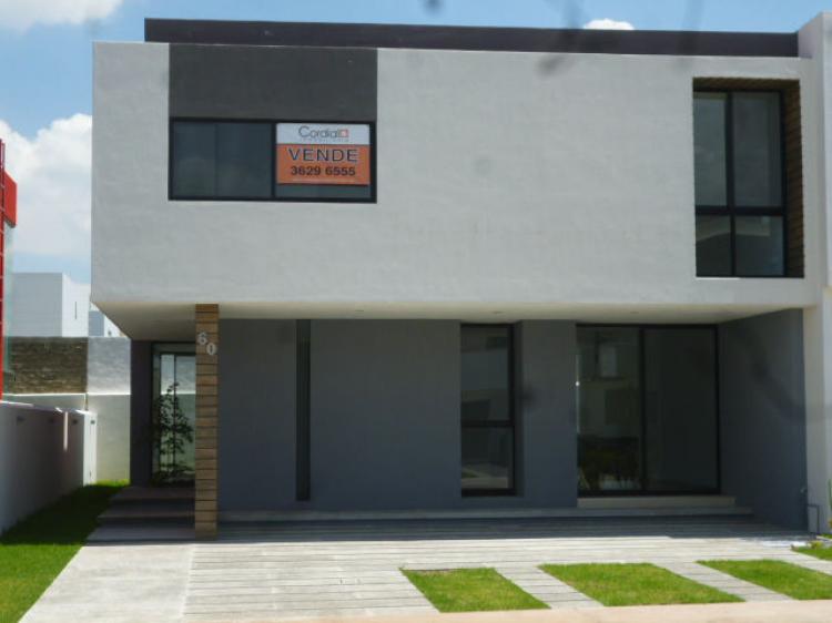 Foto Casa en Venta en SOLARES, Zapopan, Jalisco - $ 3.990.000 - CAV137913 - BienesOnLine