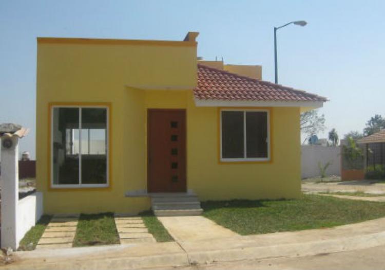 Casa en Venta en Villas de las Flores, Fortín de las Flores, Veracruz - $   - CAV52408 - BienesOnLine