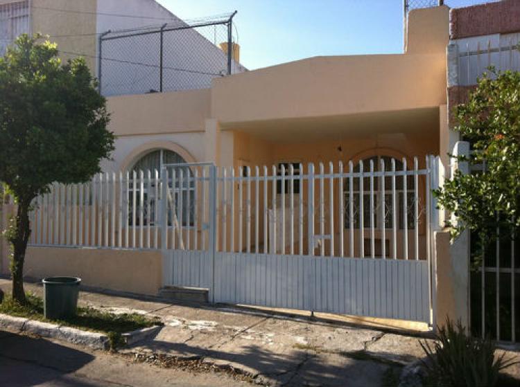 Casa en Venta en Jardines Alcalde, Guadalajara, Jalisco - $  -  CAV47804 - BienesOnLine