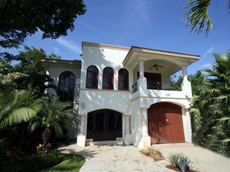 Foto Casa en Venta en Playa del Carmen, Quintana Roo - U$D 750.000 - CAV76324 - BienesOnLine