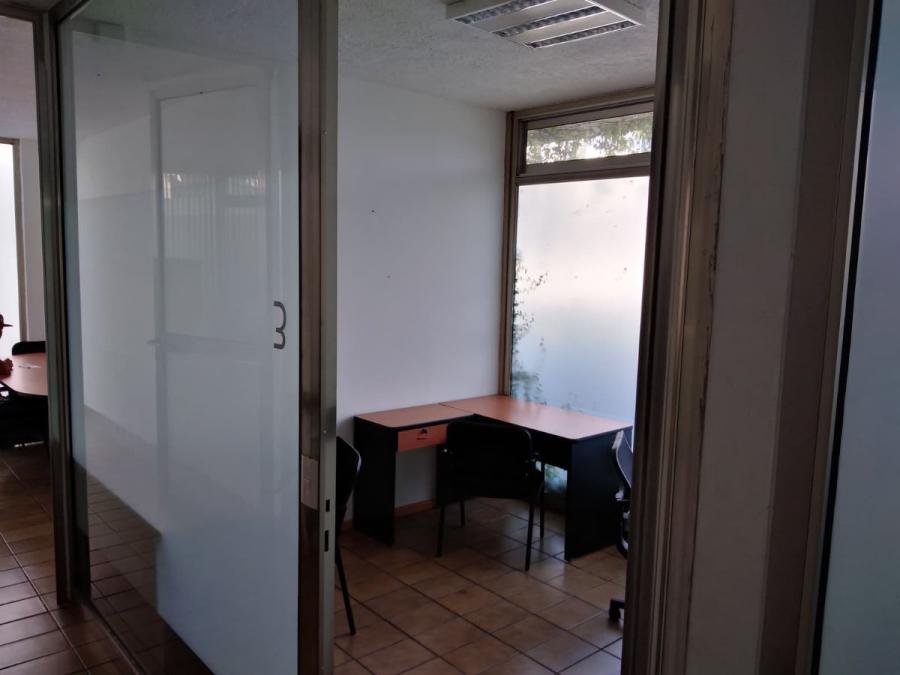 Foto Oficina en Renta en country, country club, Jalisco - $ 5.220 - OFR287423 - BienesOnLine