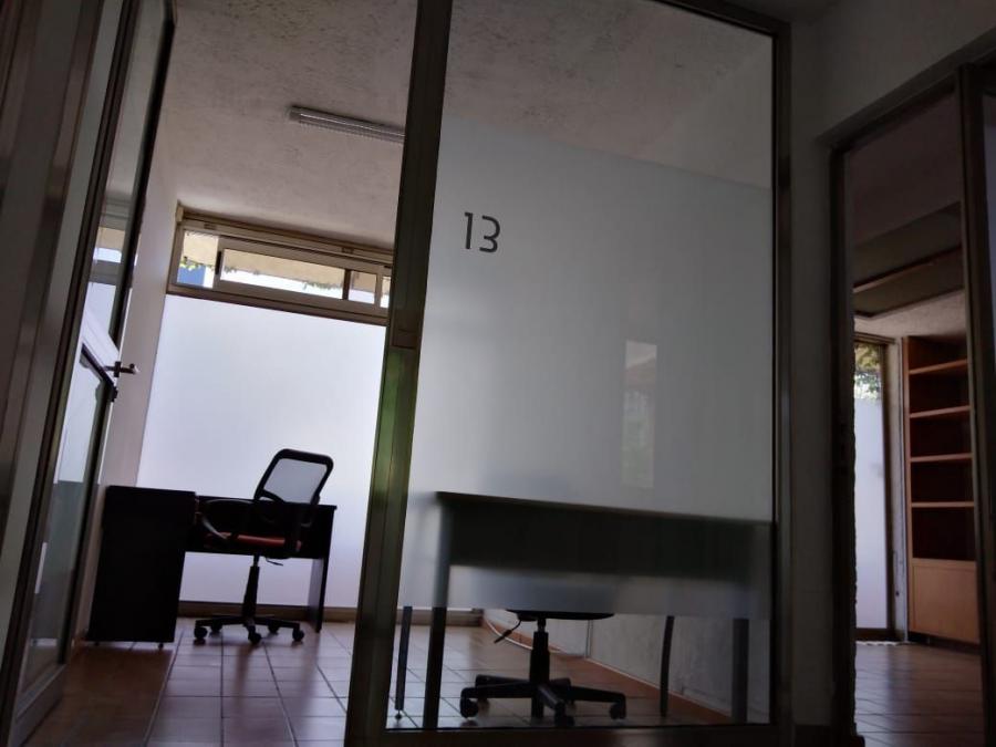 Foto Oficina en Renta en country, country club, Jalisco - $ 5.220 - OFR287200 - BienesOnLine