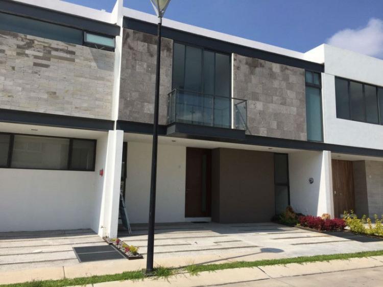 Foto Casa en Venta en Solares, Zapopan, Jalisco - $ 2.950.000 - CAV174880 - BienesOnLine