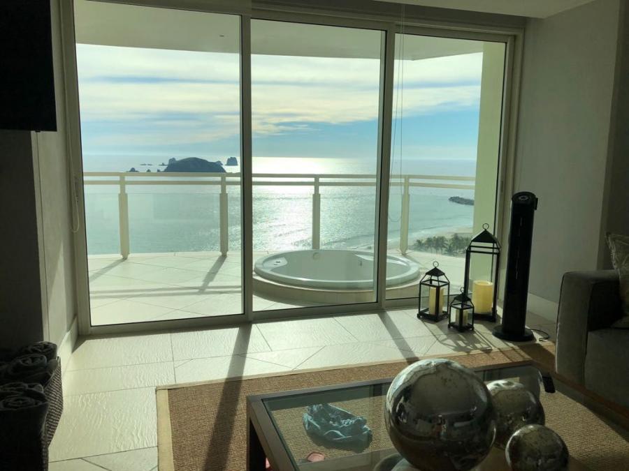 Departamento en Venta, Bay View Grand Marina Ixtapa