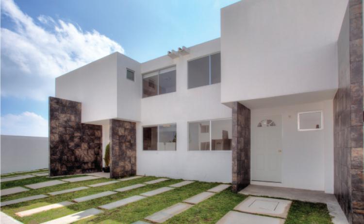 Foto Casa en Venta en La Guadalupana del Lago, Estado de México, Mexico - $ 1.150.000 - CAV221787 - BienesOnLine