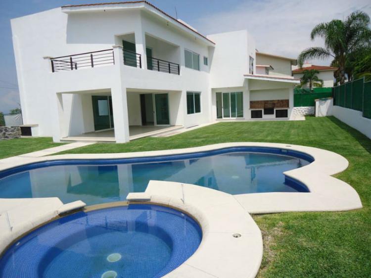 Espectacular casa en venta en Lomas de Cocoyoc