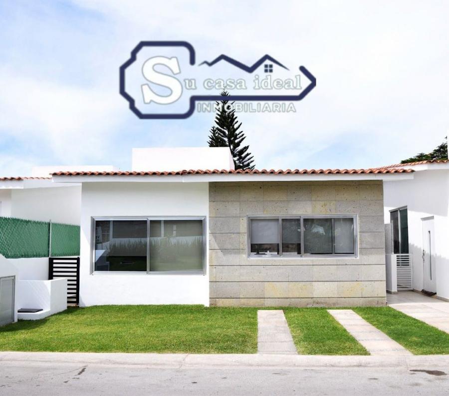 Excelente Casa en Venta Ubicada en Fraccionamiento Lomas de Cocoyoc.