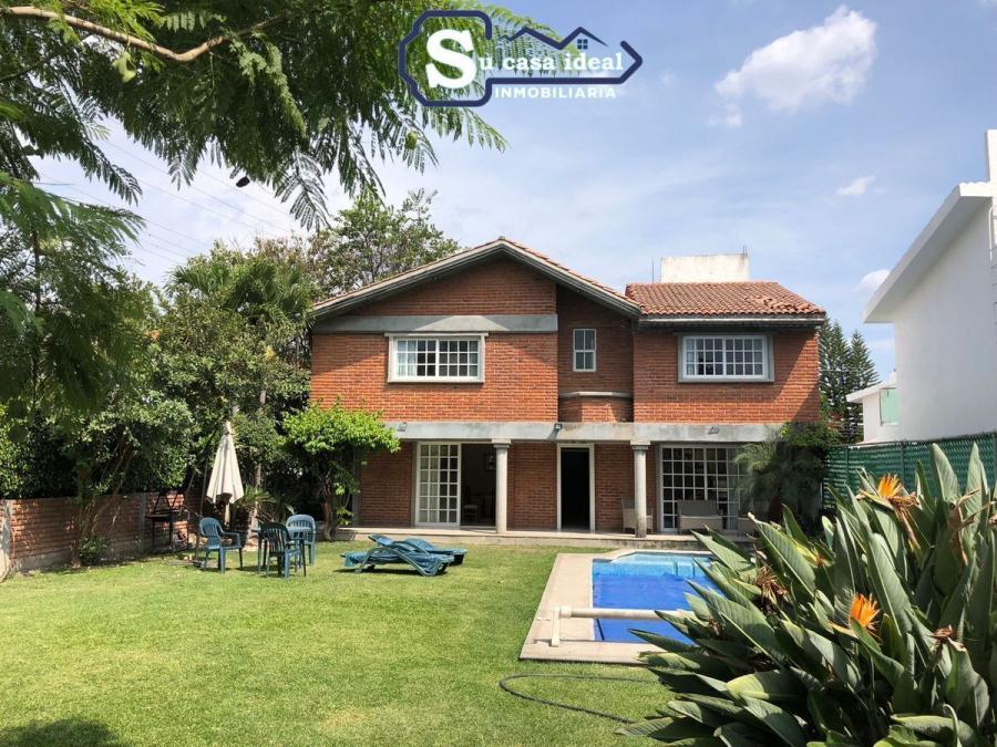 Excelente Casa en Venta Ubicada en Fraccionamiento Lomas de Cocoyoc.