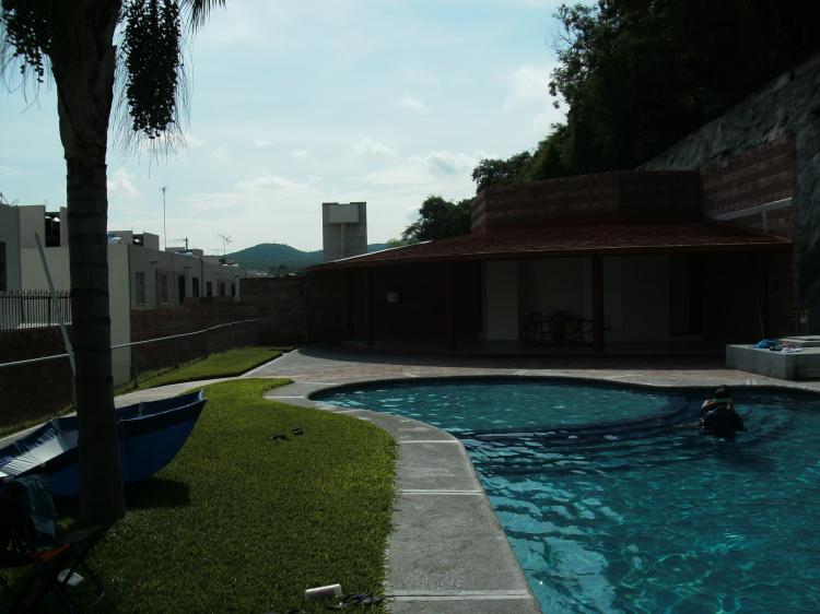 Excelente casa a 15 minutos de Cuernavaca, en Xochitepec. 