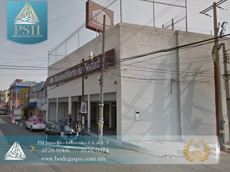 LOCAL EN RENTA ECATEPEC 800M2  