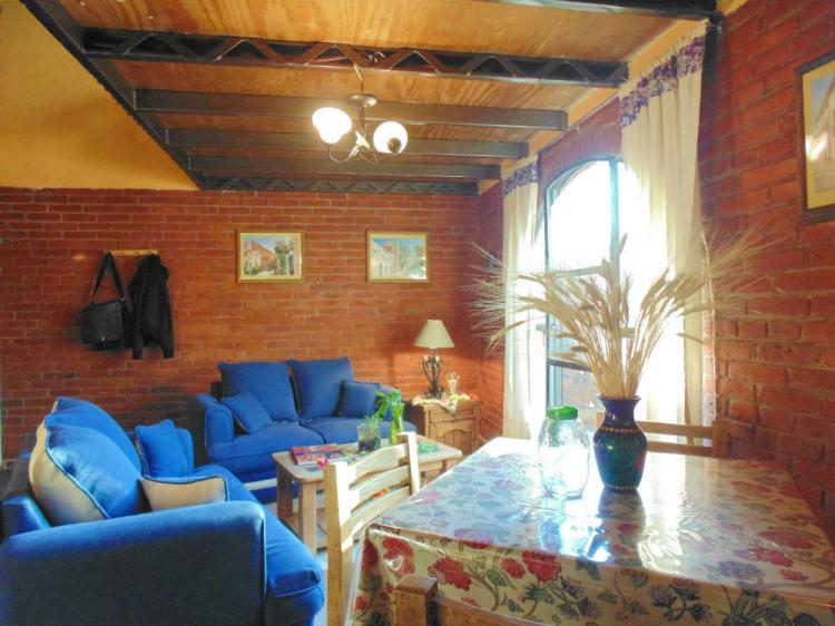 Loft para 6 personas con 2 baños y terraza en Guadalupe Inn.