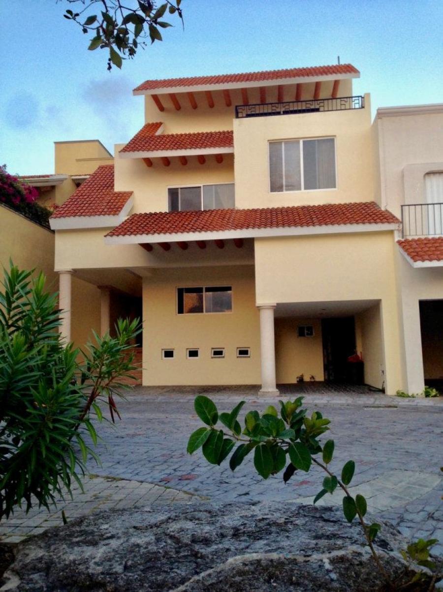 Casa en Venta en Zona Hotelera, Cancún, Quintana Roo - U$D  -  CAV289852 - BienesOnLine