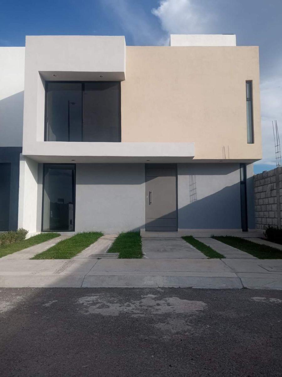 Foto Casa en Venta en Residencial Caltami, San José Iturbide, Guanajuato - $ 2.460.000 - CAV357411 - BienesOnLine