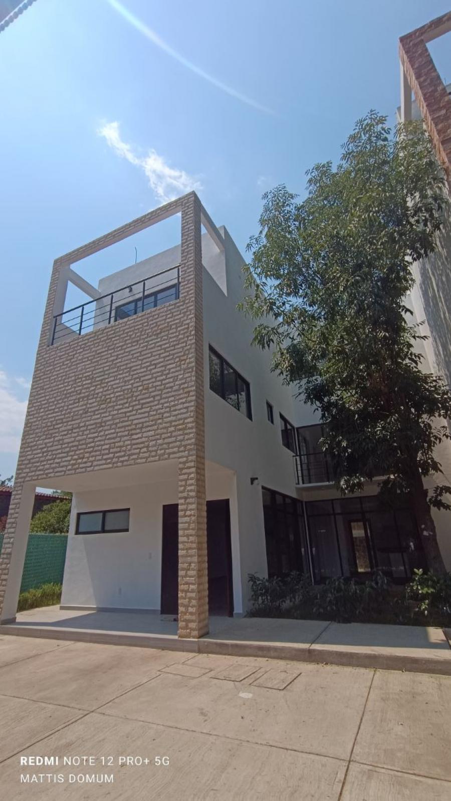 NUEVA Y MODERNA CASA EN VENTA EN TEPEPAN