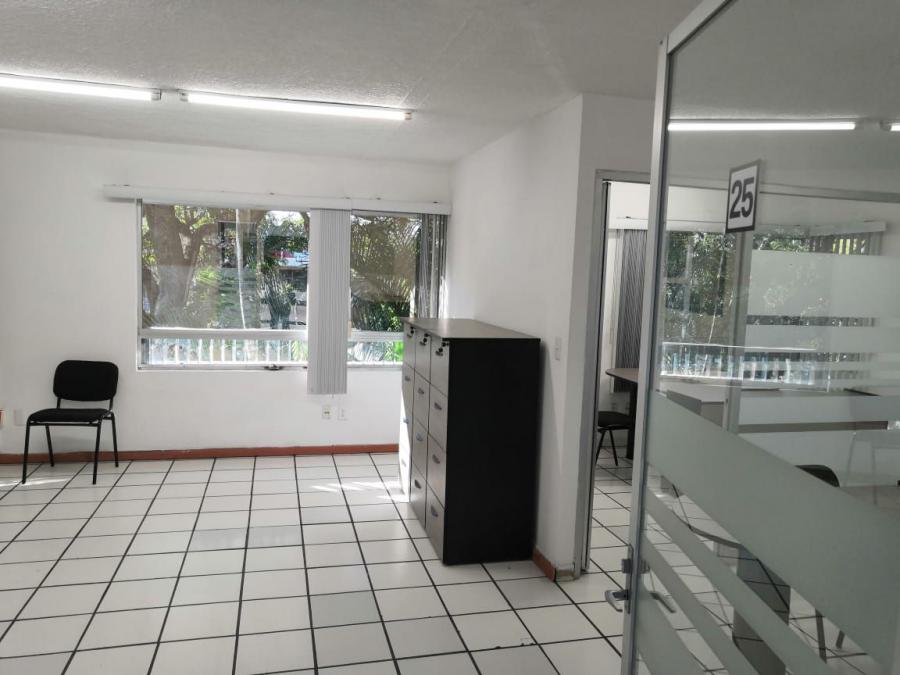 Foto Oficina en Renta en ARCOS VALLARTA, GUADALAJARA, Jalisco - $ 13.000 - OFR278521 - BienesOnLine