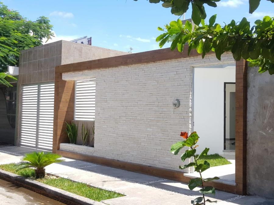 Foto Casa en Venta en VIRGILIO URIBE, Veracruz, Veracruz - $ 1.100.000 - CAV251491 - BienesOnLine