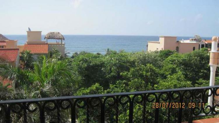 Venta de Penthouse amueblado en Puerto Aventuras, con vista al mar