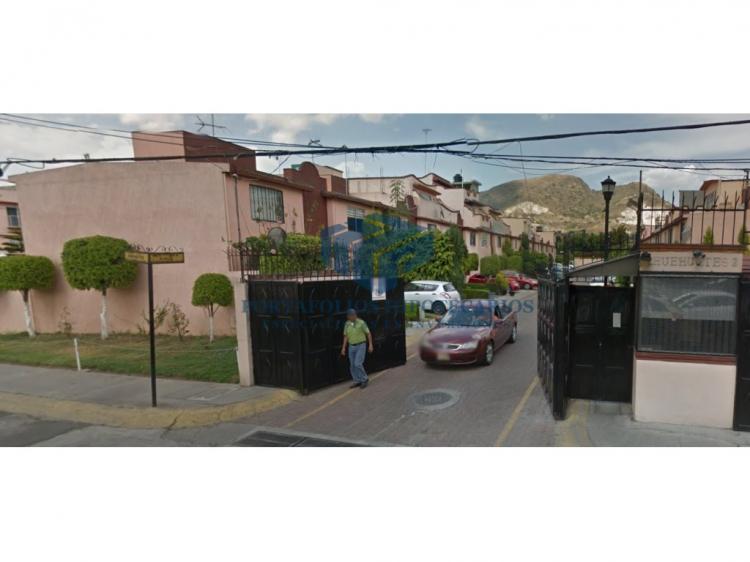 Foto Casa en Venta en VALLE TENAYO, Tlalnepantla, Mexico - $ 1.100.000 - CAV214760 - BienesOnLine