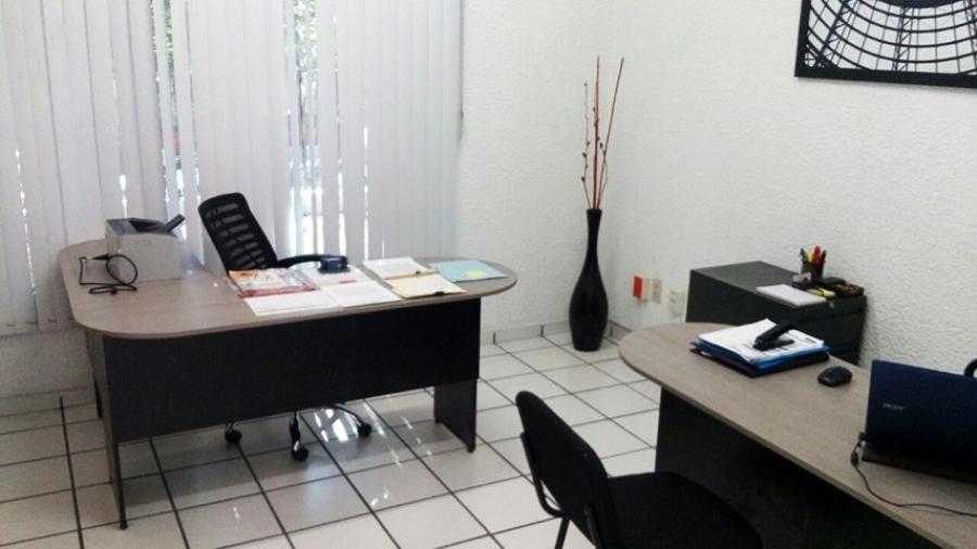 Foto Oficina en Renta en ARCOS VALLARTA, GUADALAJARA, Jalisco - $ 5.500 - OFR278041 - BienesOnLine