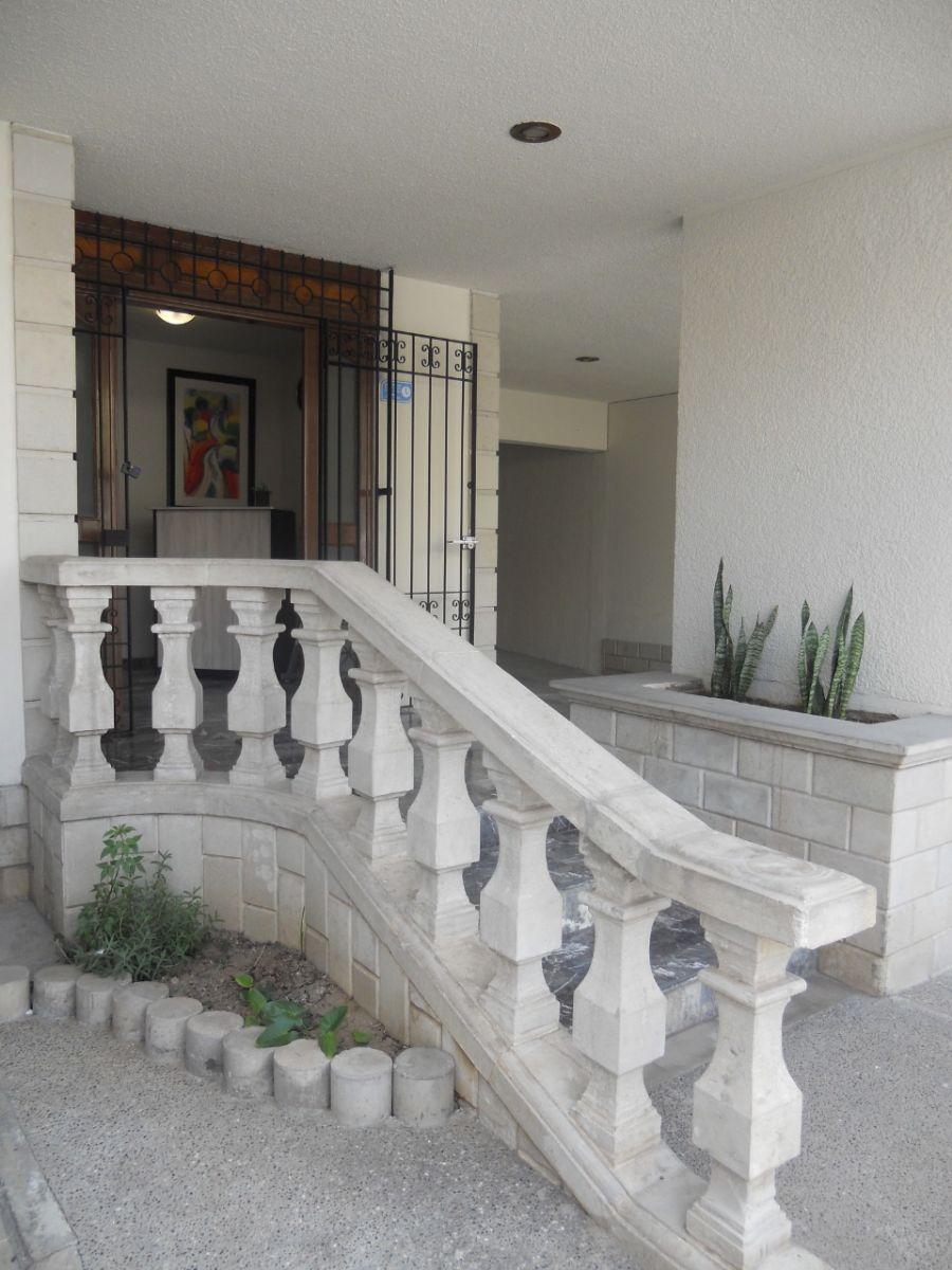 Foto Oficina en Renta en Jardines del Moral, Len de los Aldama, Guanajuato - $ 750 - OFR256067 - BienesOnLine