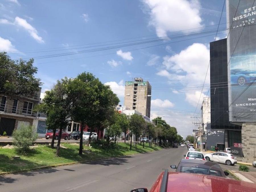 RENTO OFICINAS EN ZONA DORADA