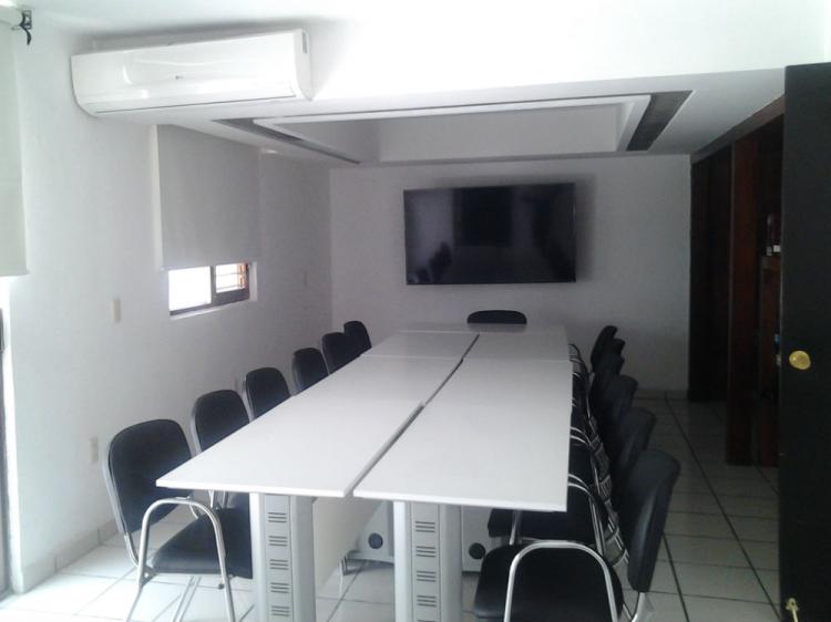 Sala de juntas en renta por hora totalmente equipadas ideal para tus capacitaciones 